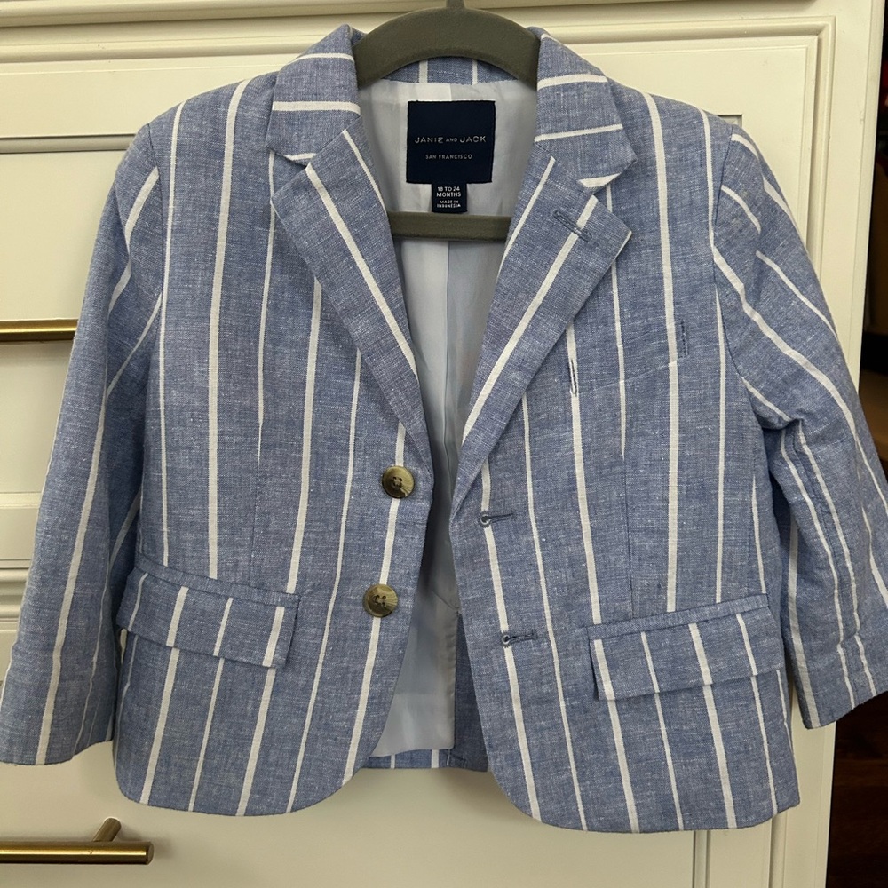 Janie and Jack Toddler Boy Sport Coat, Size 18-24 months. Worn once.